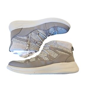 Bzees Tahoe Evening Sky Fleece Gray Booties NEW Womens